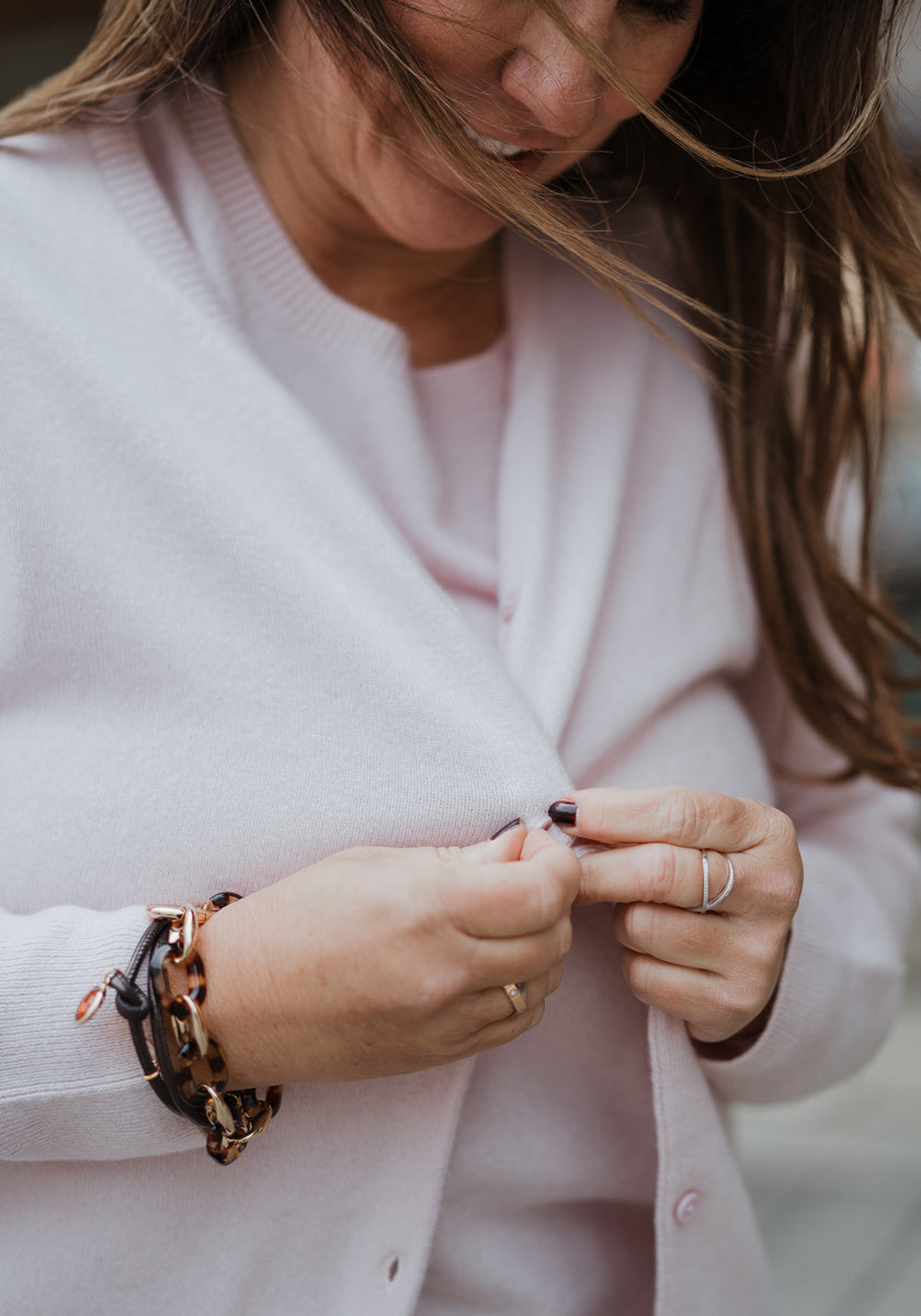 Cardigan en cachemire avec couronne de princesse