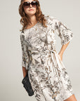 Dress with belt and natural print