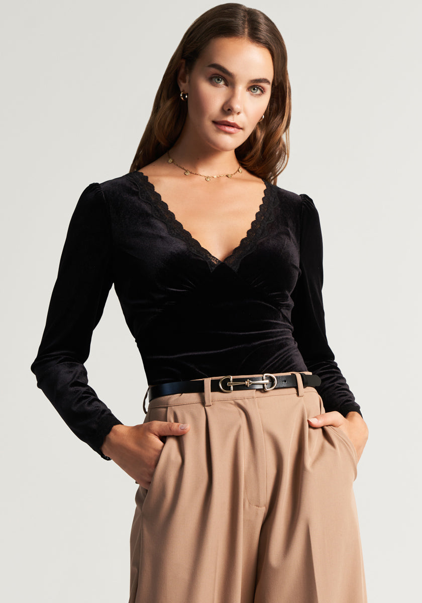 Velvet shirt with lace