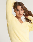 Pull en maille duveteuse jaune