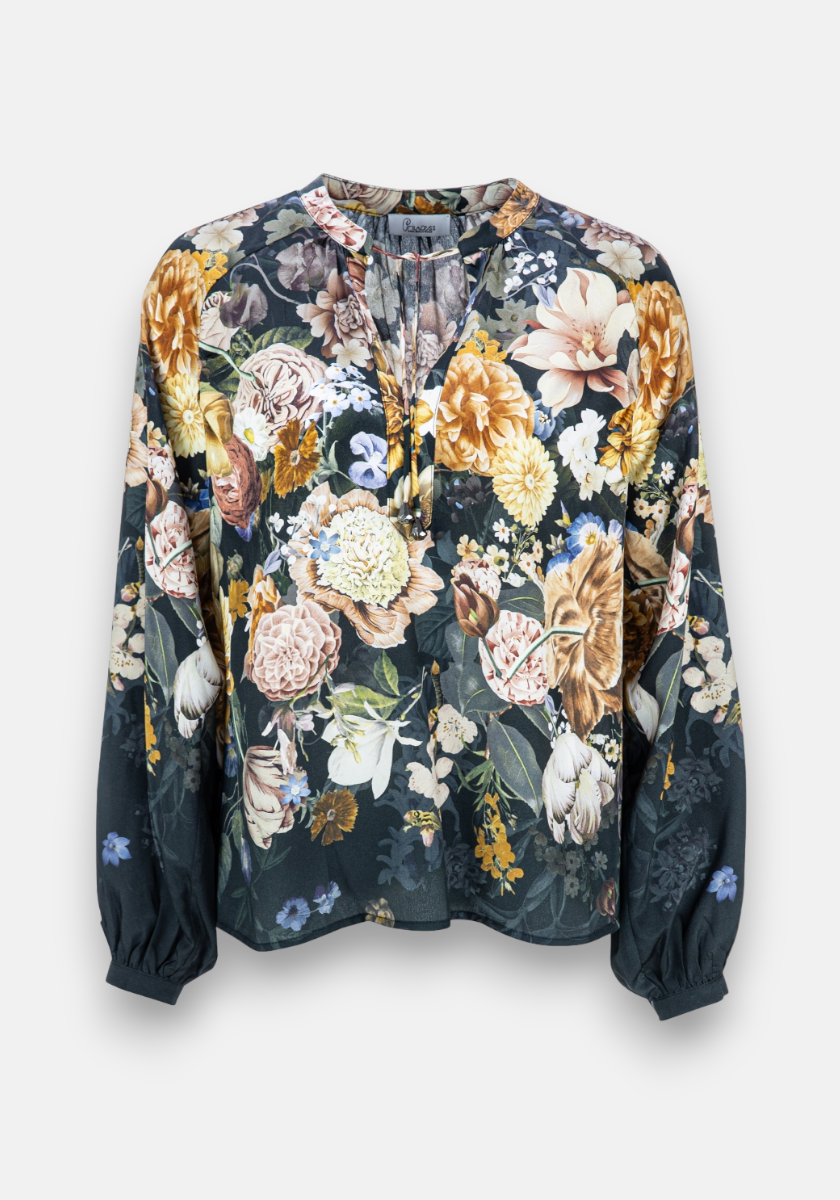 Floral blouse made of pure silk