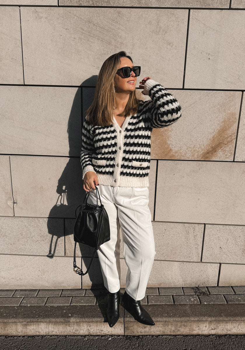 White structured cardigan with lurex threads