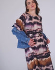 Kurzarm-Kleid mit Batikprint